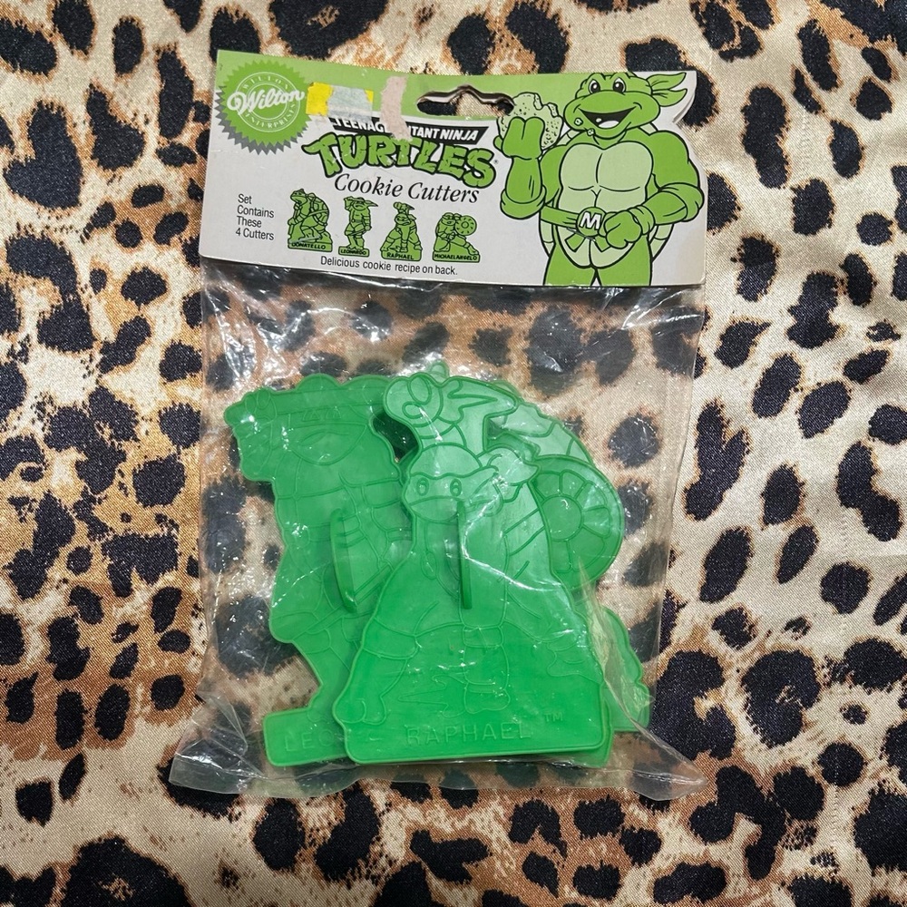 Vintage Teenage Mutant Ninja Turtles Wilton Green Cookie Cutters